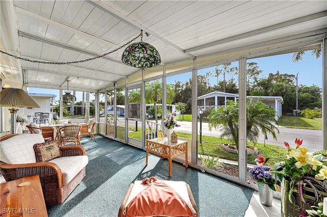 114 Enchanting BLVD, Naples, FL 34112