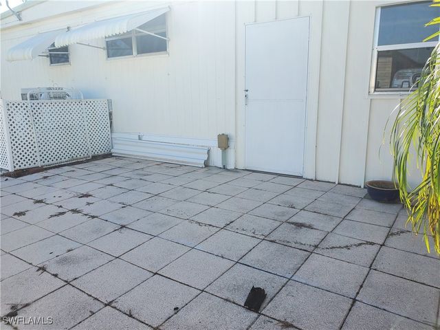 114 Enchanting BLVD, Naples, FL 34112
