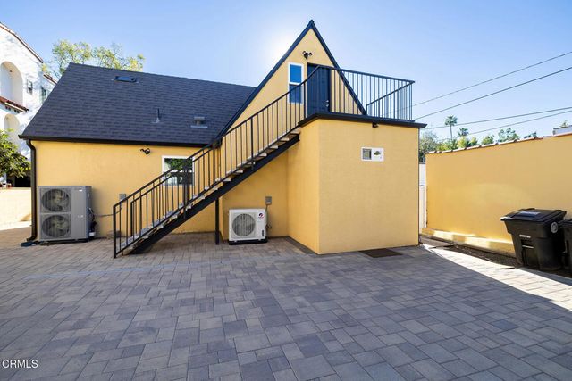 1161 Ruberta Avenue, Glendale, CA 91201