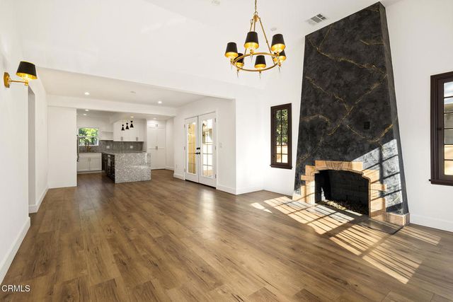 1161 Ruberta Avenue, Glendale, CA 91201