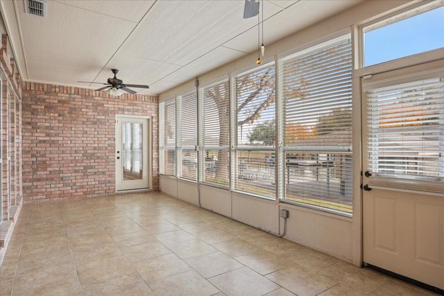 1207 Mallard Way, Granbury, TX 76048