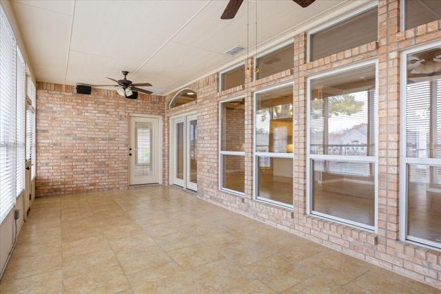 1207 Mallard Way, Granbury, TX 76048