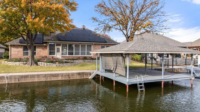 1207 Mallard Way, Granbury, TX 76048