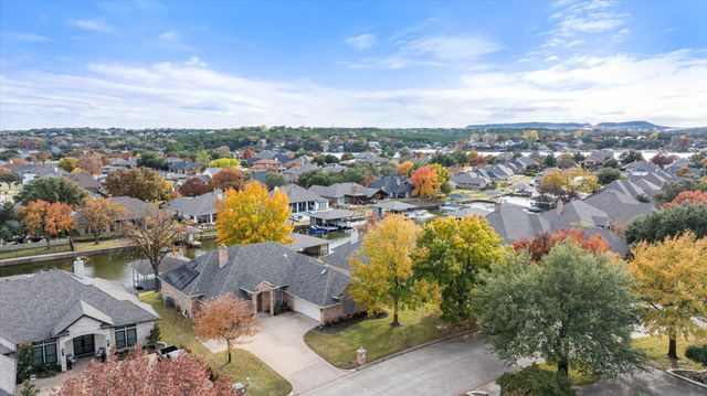 1207 Mallard Way, Granbury, TX 76048