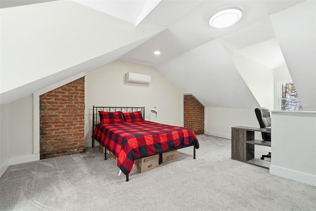 2410 Leticoe St, South Side, PA 15203