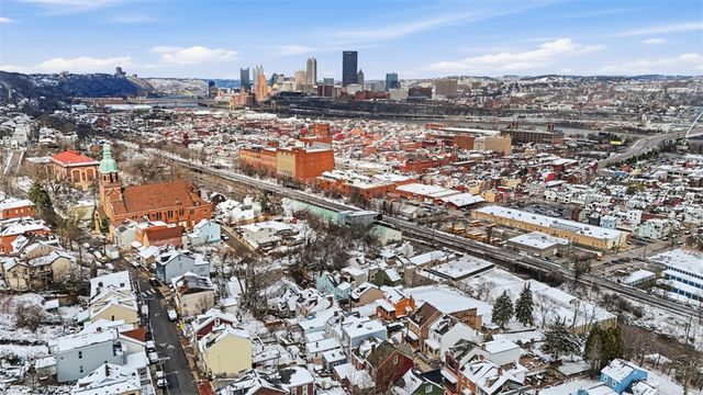 2410 Leticoe St, South Side, PA 15203