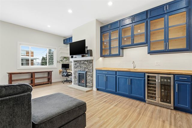 2410 Leticoe St, South Side, PA 15203