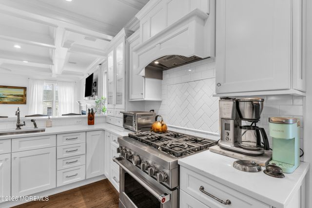 24 Irving Place, Red Bank, NJ 07701