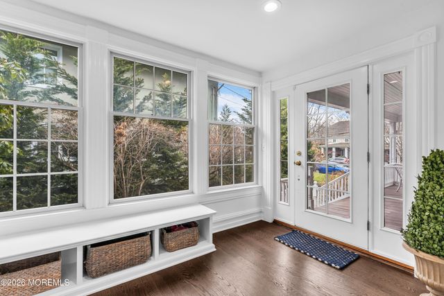 24 Irving Place, Red Bank, NJ 07701