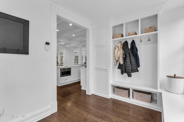 24 Irving Place, Red Bank, NJ 07701