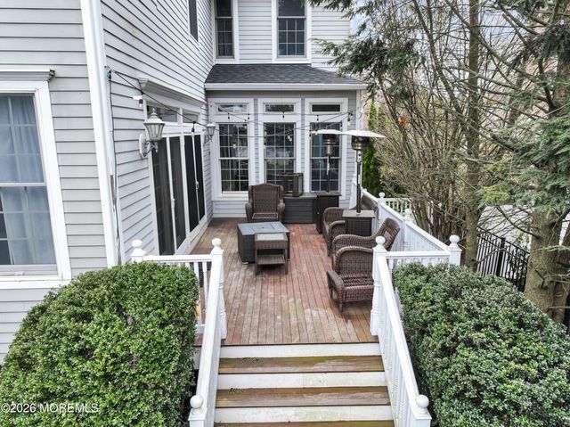 24 Irving Place, Red Bank, NJ 07701