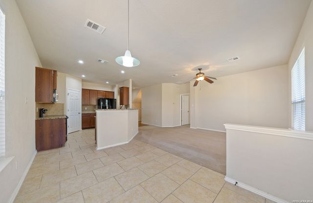 2725 Sterling Way, Schertz, TX 78108