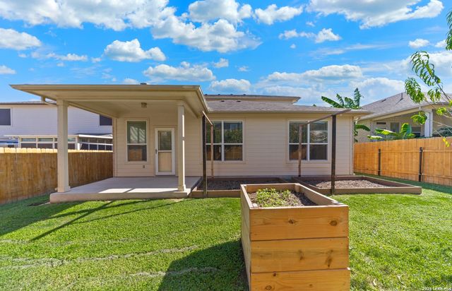 2725 Sterling Way, Schertz, TX 78108