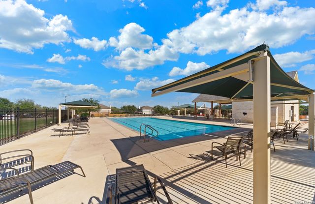 2725 Sterling Way, Schertz, TX 78108