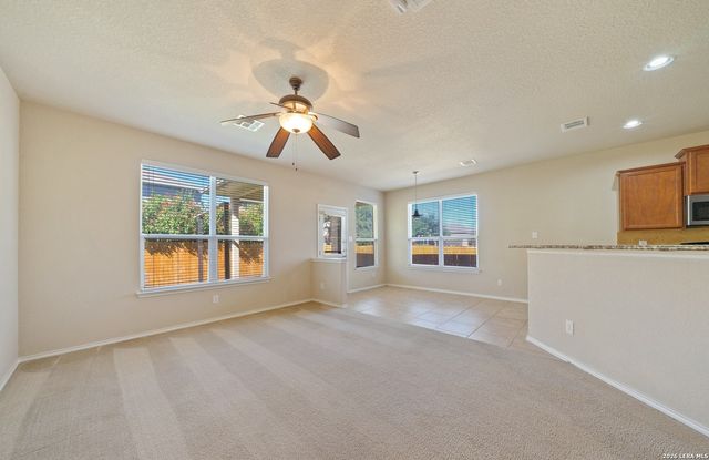 2725 Sterling Way, Schertz, TX 78108