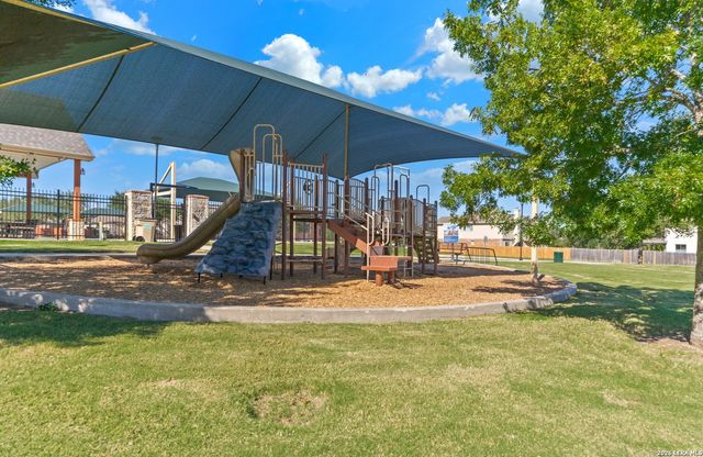 2725 Sterling Way, Schertz, TX 78108