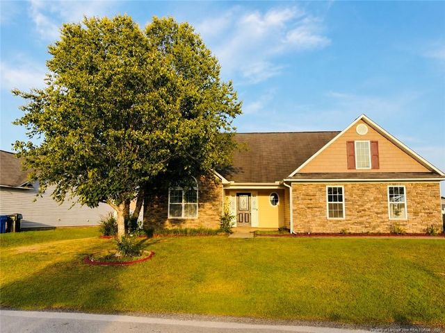 505 Collinwood Drive, Raeford, NC 28376
