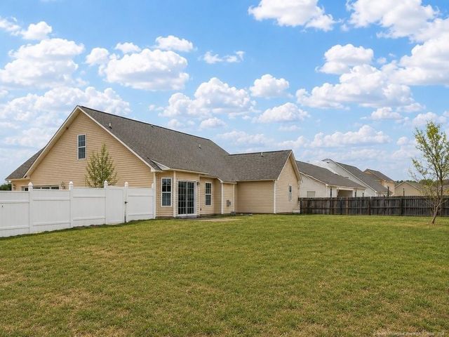 505 Collinwood Drive, Raeford, NC 28376