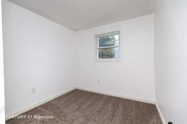 611 W 2nd Street, Pinconning, MI 48650