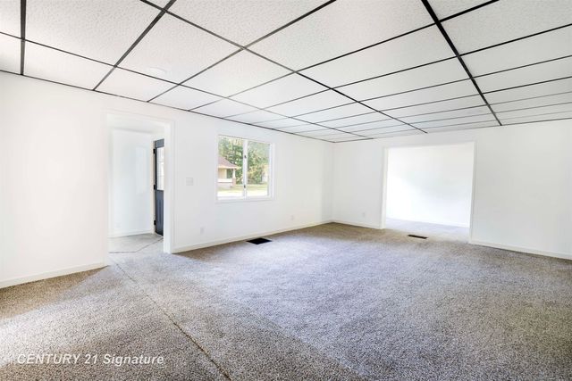 611 W 2nd Street, Pinconning, MI 48650