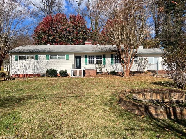 126 Mayfair Drive, Winston-salem, NC 27105