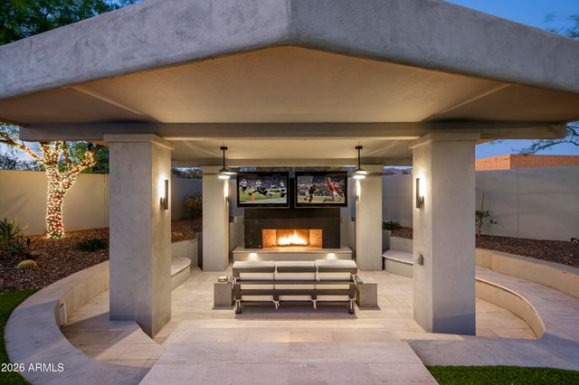 9002 E RIMROCK Drive, Scottsdale, AZ 85255