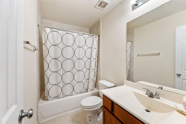 7255 Autumn Sun Drive, Houston, TX 77083