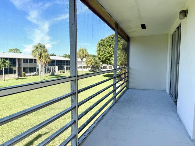 9 Hastings A 9, West Palm Beach, FL 33417