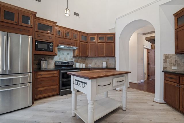 6914 Morningside Way, Sachse, TX 75048