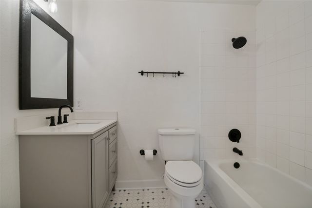 6914 Morningside Way, Sachse, TX 75048