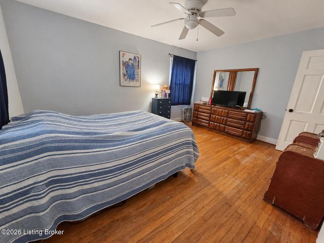 2328 Keswick Blvd, Louisville, KY 40217