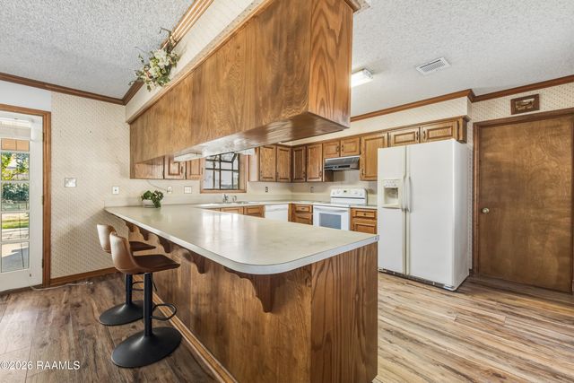 223 Ole Colony Road, Lafayette, LA 70506