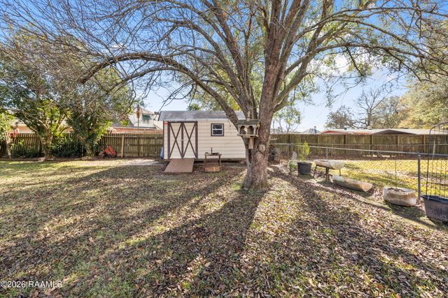 223 Ole Colony Road, Lafayette, LA 70506