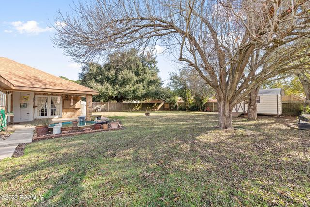 223 Ole Colony Road, Lafayette, LA 70506