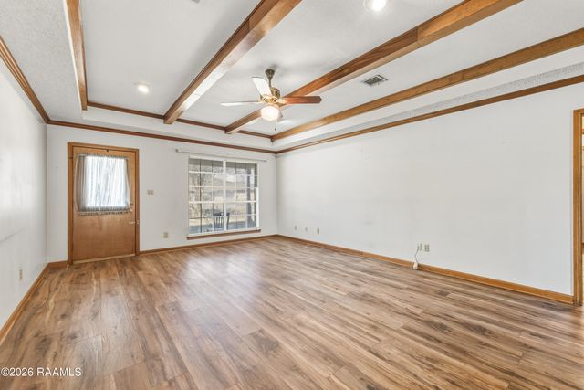 223 Ole Colony Road, Lafayette, LA 70506