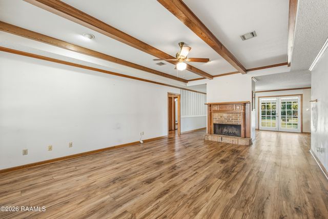 223 Ole Colony Road, Lafayette, LA 70506