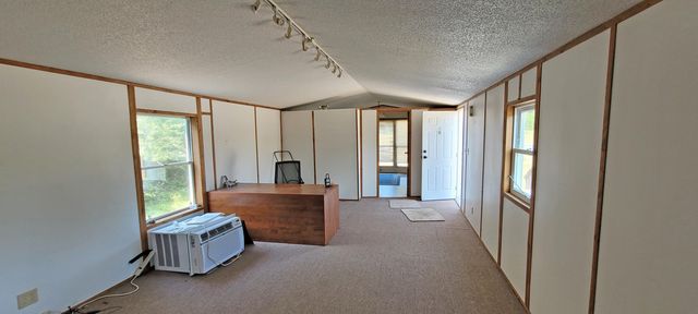 6634 N Woodbridge Road, White Cloud, MI 49349