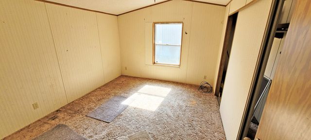 6634 N Woodbridge Road, White Cloud, MI 49349