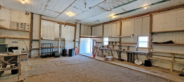 6634 N Woodbridge Road, White Cloud, MI 49349