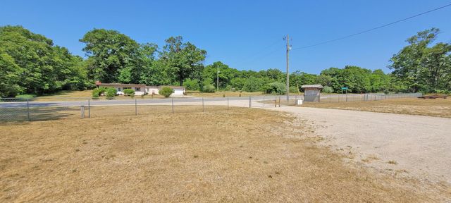 6634 N Woodbridge Road, White Cloud, MI 49349