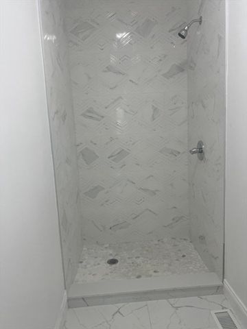 477 Hilldale Ave 1, Haverhill, MA 01832