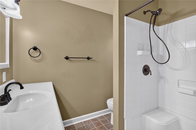 135 Crowes Drive, Walhalla, SC 29691
