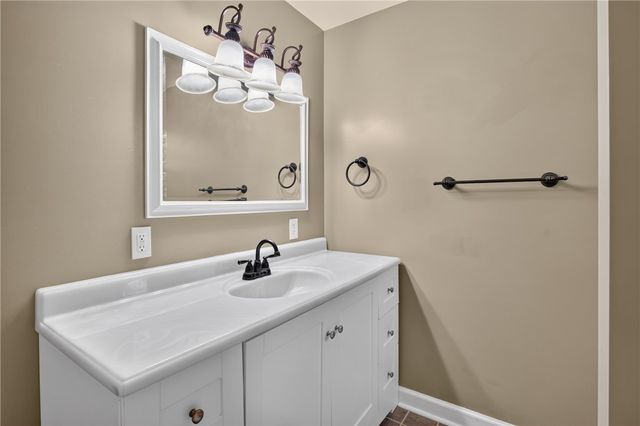 135 Crowes Drive, Walhalla, SC 29691