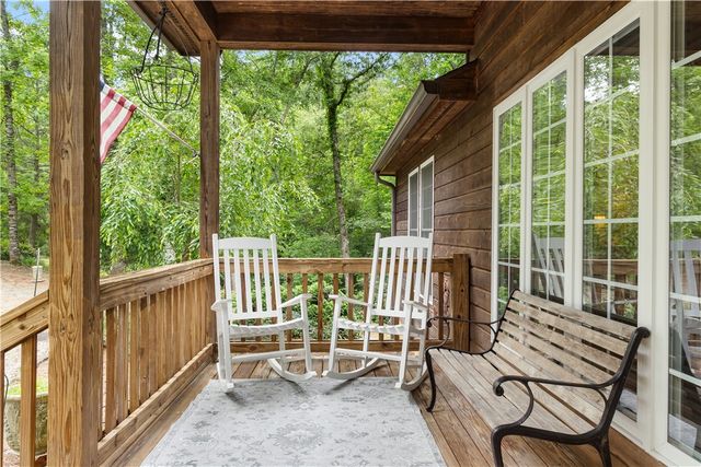 135 Crowes Drive, Walhalla, SC 29691