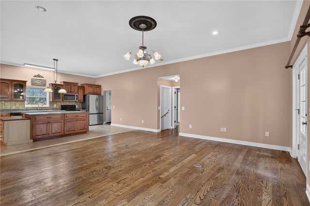 135 Crowes Drive, Walhalla, SC 29691