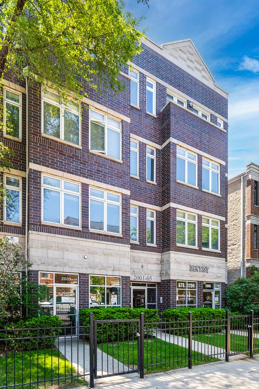 2001 W ADDISON Street 3E, Chicago, IL 60618