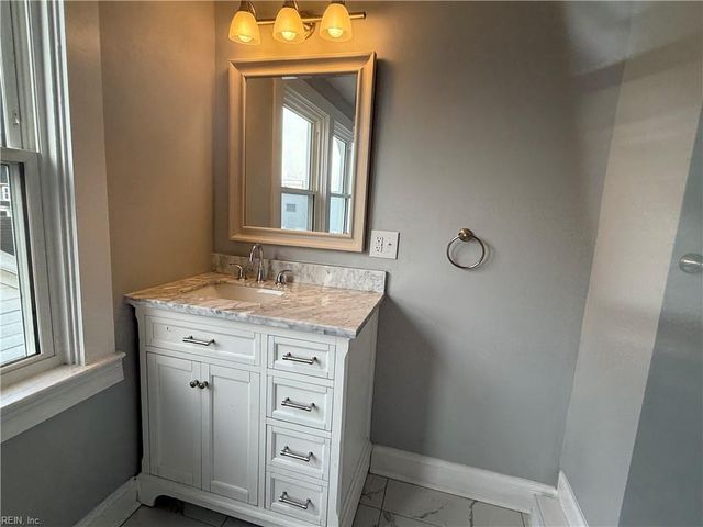 224 Cedar ST, Suffolk, VA 23434