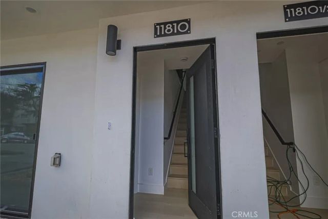 11810 Gilmore Street, North Hollywood, CA 91606