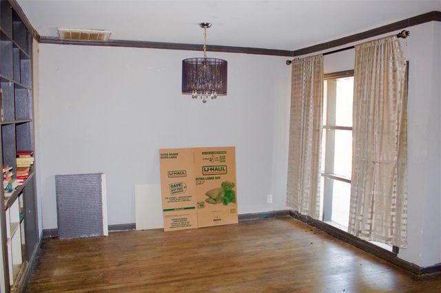 5218 Penfield Lane, Houston, TX 77021