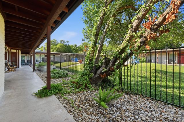 5601 Woodrow Ave 3-113, Austin, TX 78756